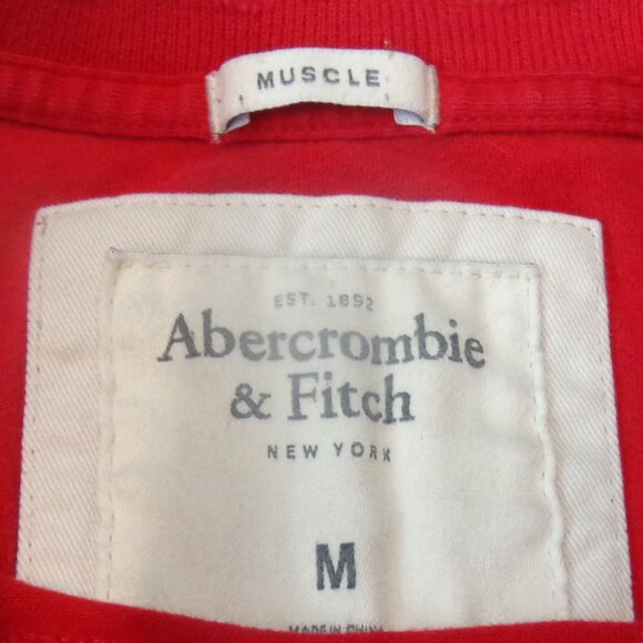Abercrombie & Fitch Size Medium Red Cross Country Tee Short Sleeved - Picture 3 of 12